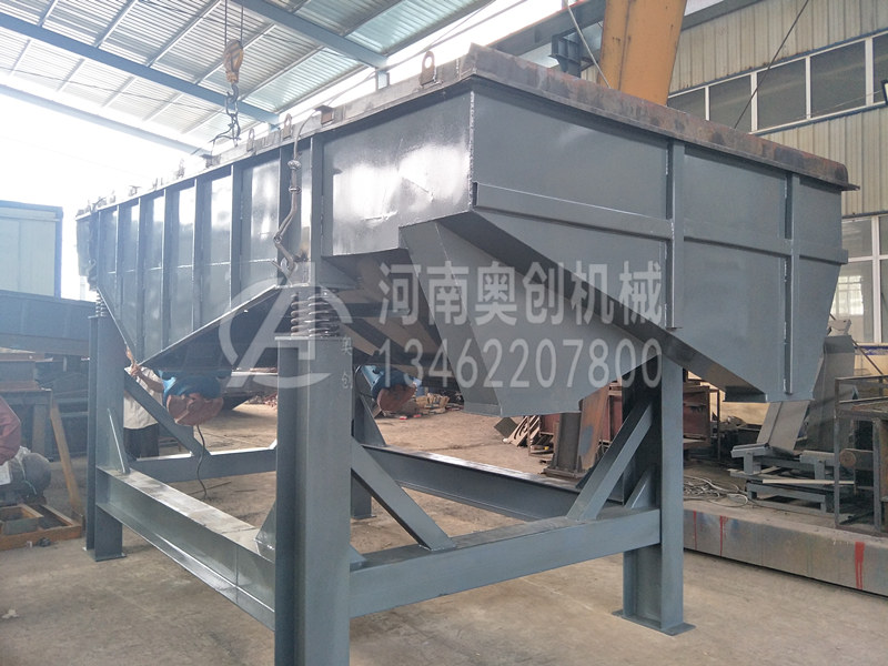 直线振动筛附件太大或太小将影响滤波后的输出和质量