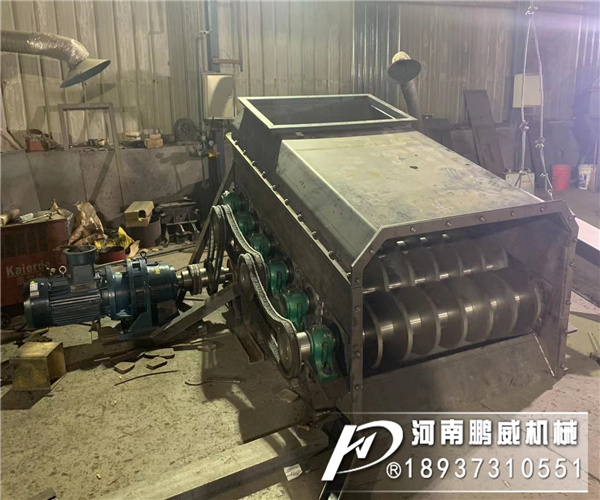 2米宽煤矿滚轴筛试机视频